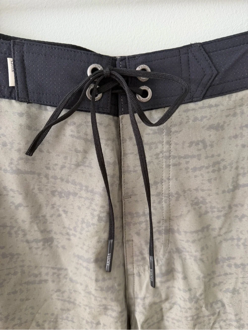 Vuori Men's Gray Board Shorts with Black Trim